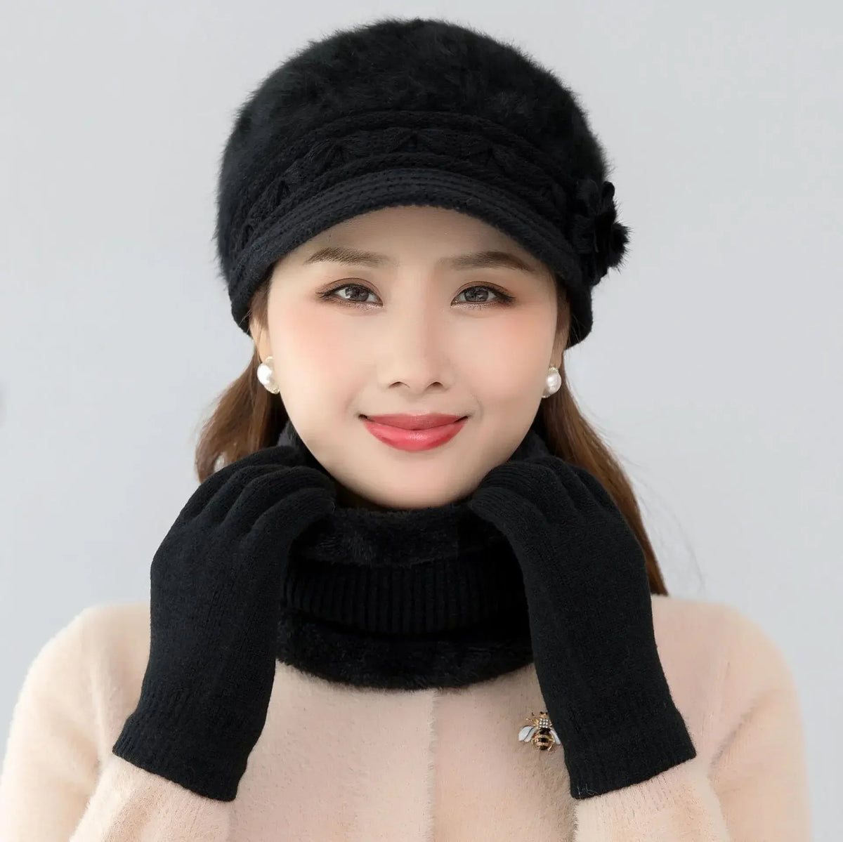 Women's Faux Fur Lined Knitted Winter Hat and Scarf Set