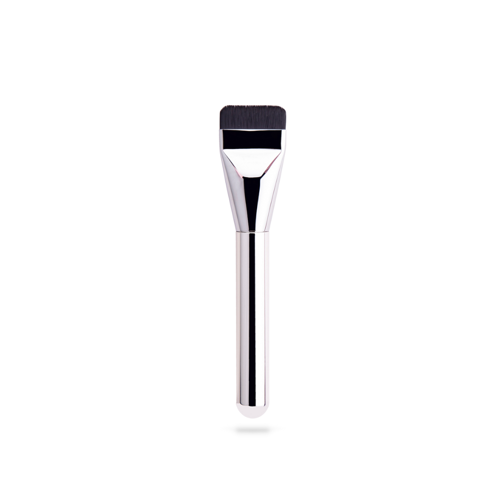 Ultra-Thin Foundation Brush for Streak-Free Blending