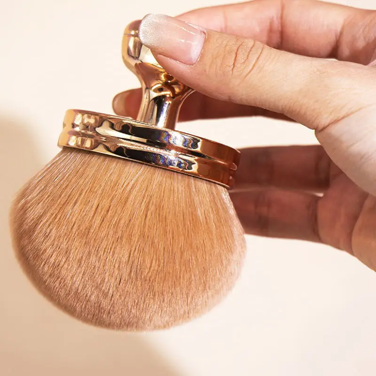 Soft Bristle Nail Dust Brush for Manicure Cleanup
