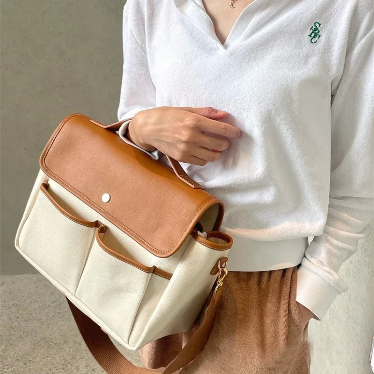 Multi-Functional Casual Shoulder Bag with Pockets